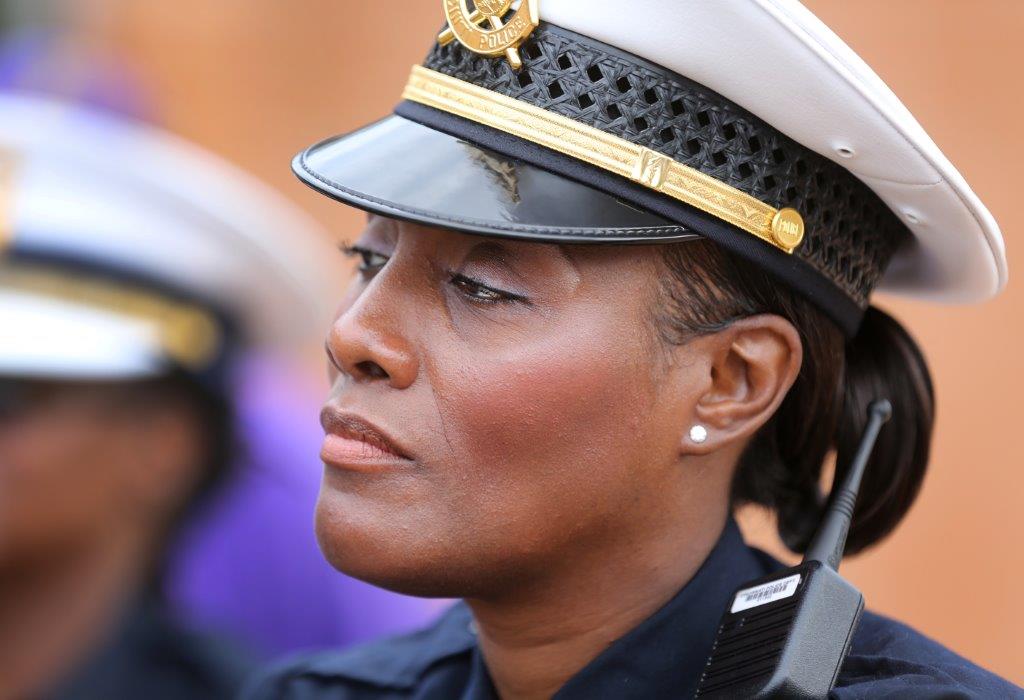 Black Cincinnati police lieutenant accuses white officers of 'racist, hostile' behavior