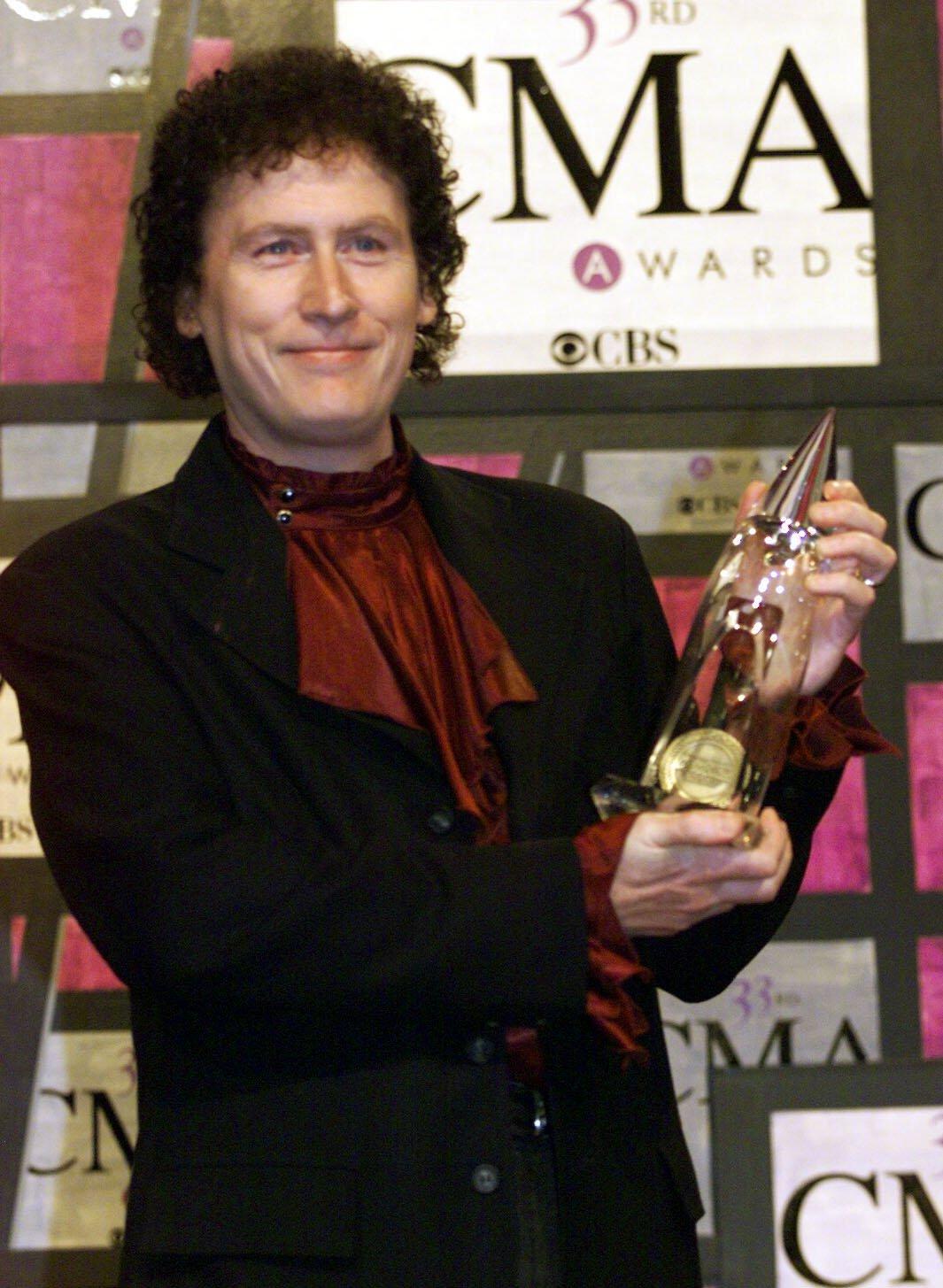 Randy Scruggs, Grammy-winning guitarist and producer, dead at 64