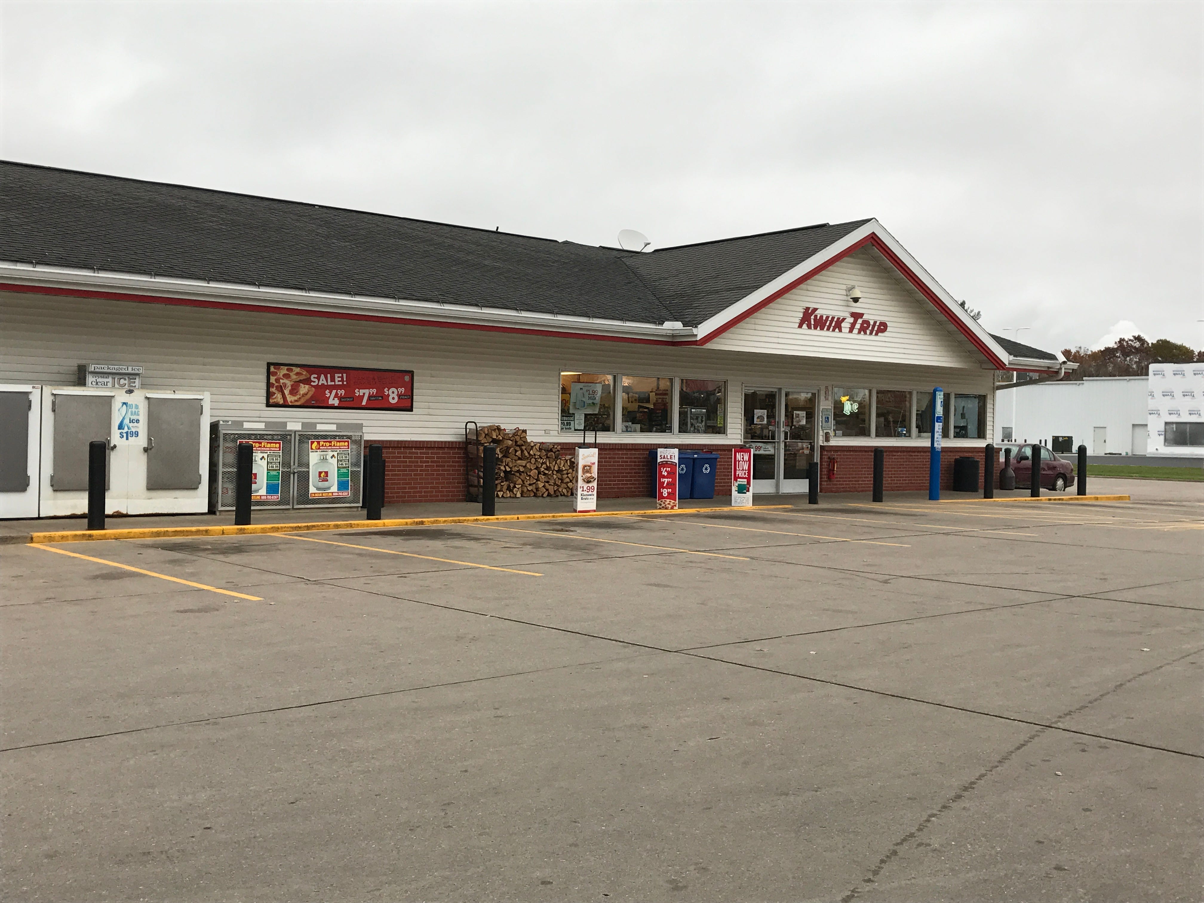 Wisconsin Rapids Kwik Trip to expand West Grand Ave. store, add car wash