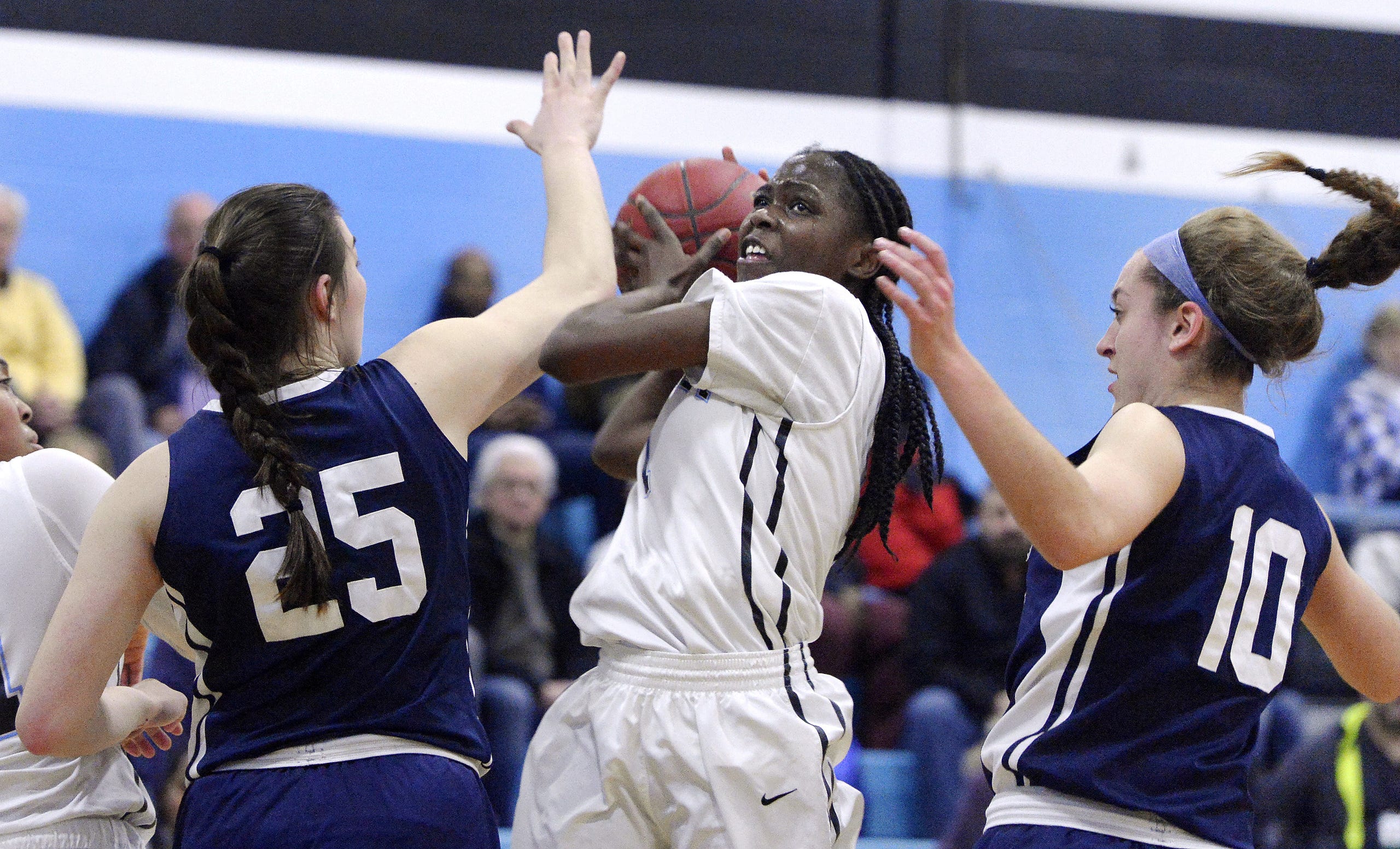 Mercy Beats Kearney In Girls Basketball