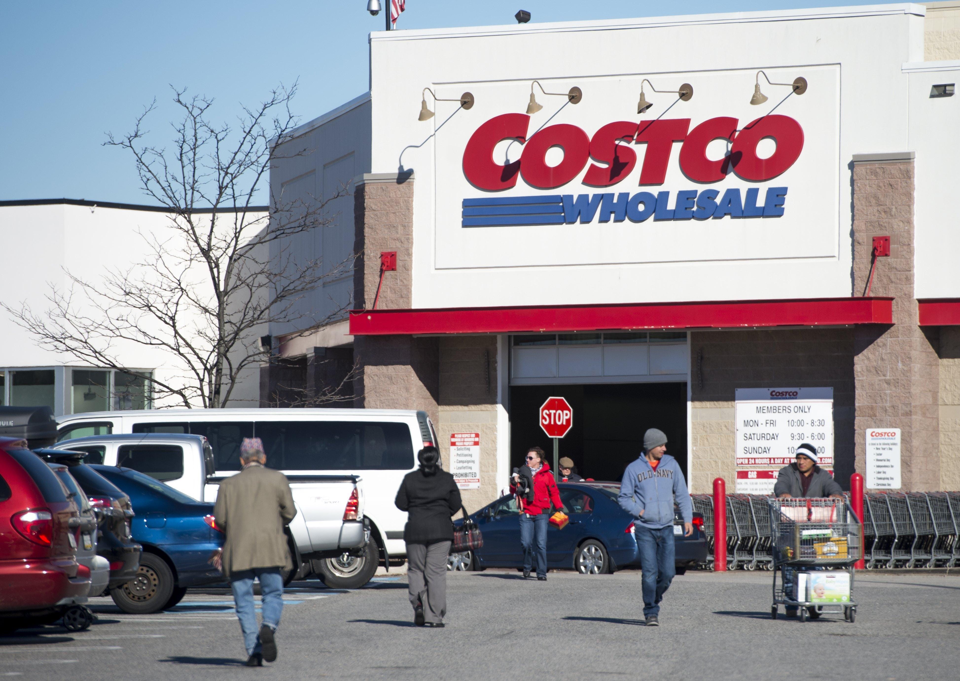 Wanita Muslim Northville mengajukan keluhan diskriminasi terhadap Costco