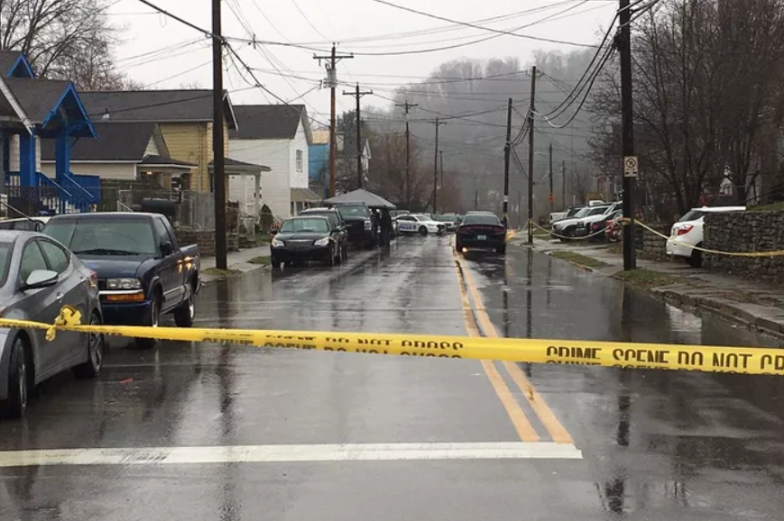 Kentucky State Police: Man, officer injured in early morning Covington shooting