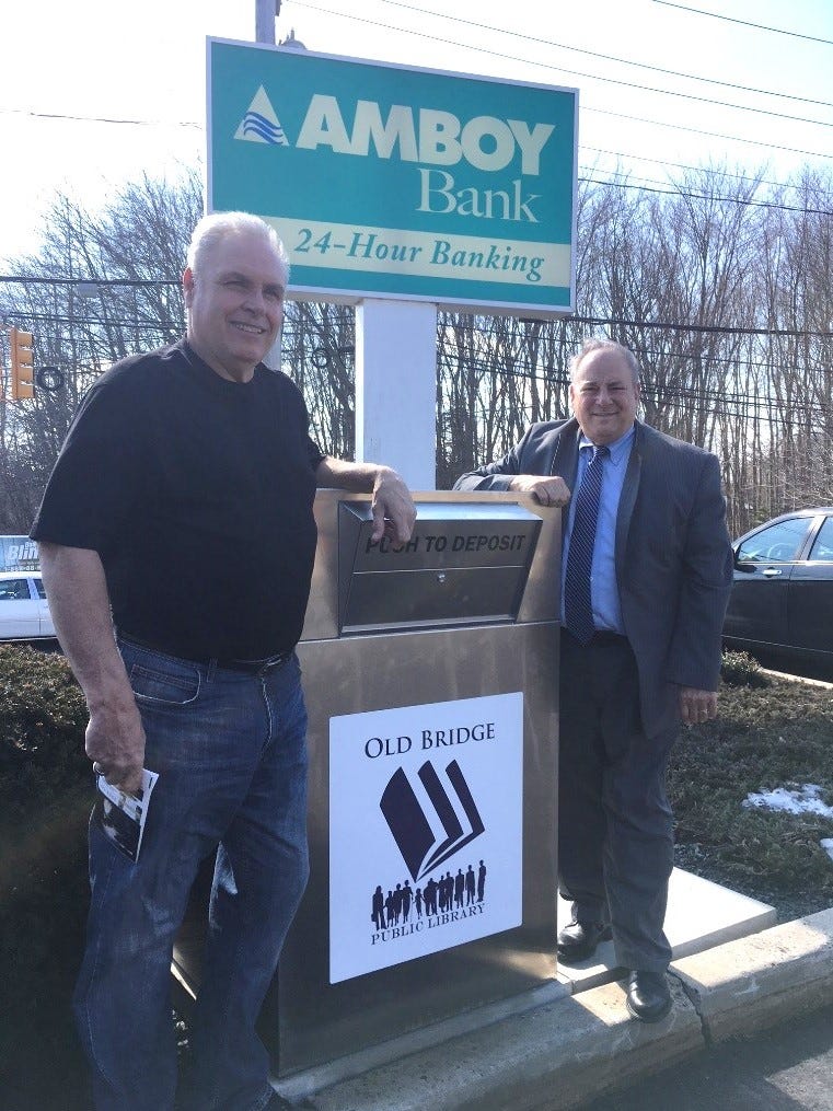 Internetda etuk ayollarning porno suratlari