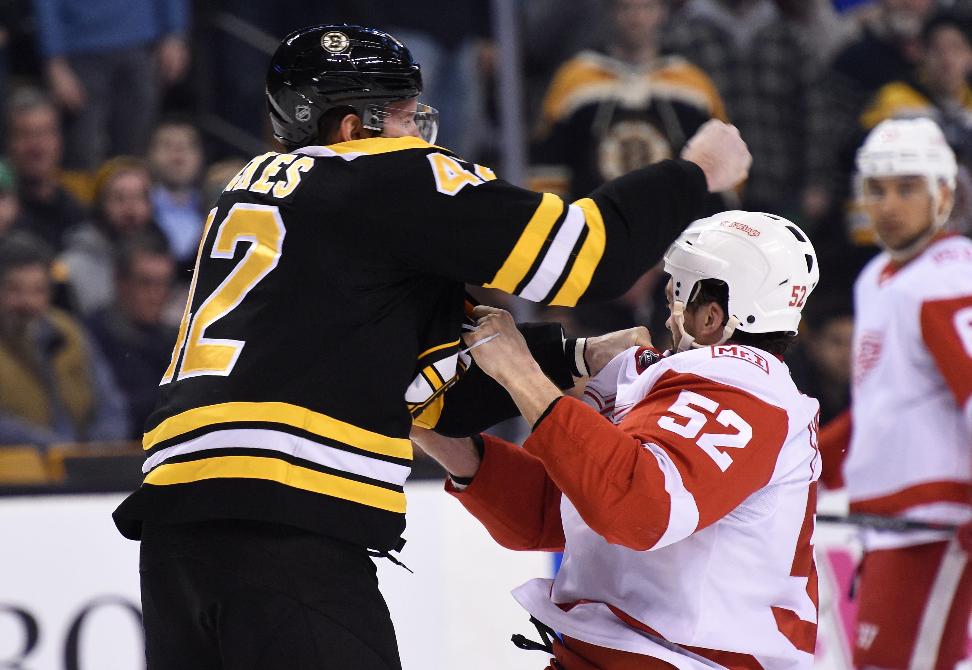 Bruins' David Backes suspended for hit on Frans Nielsen