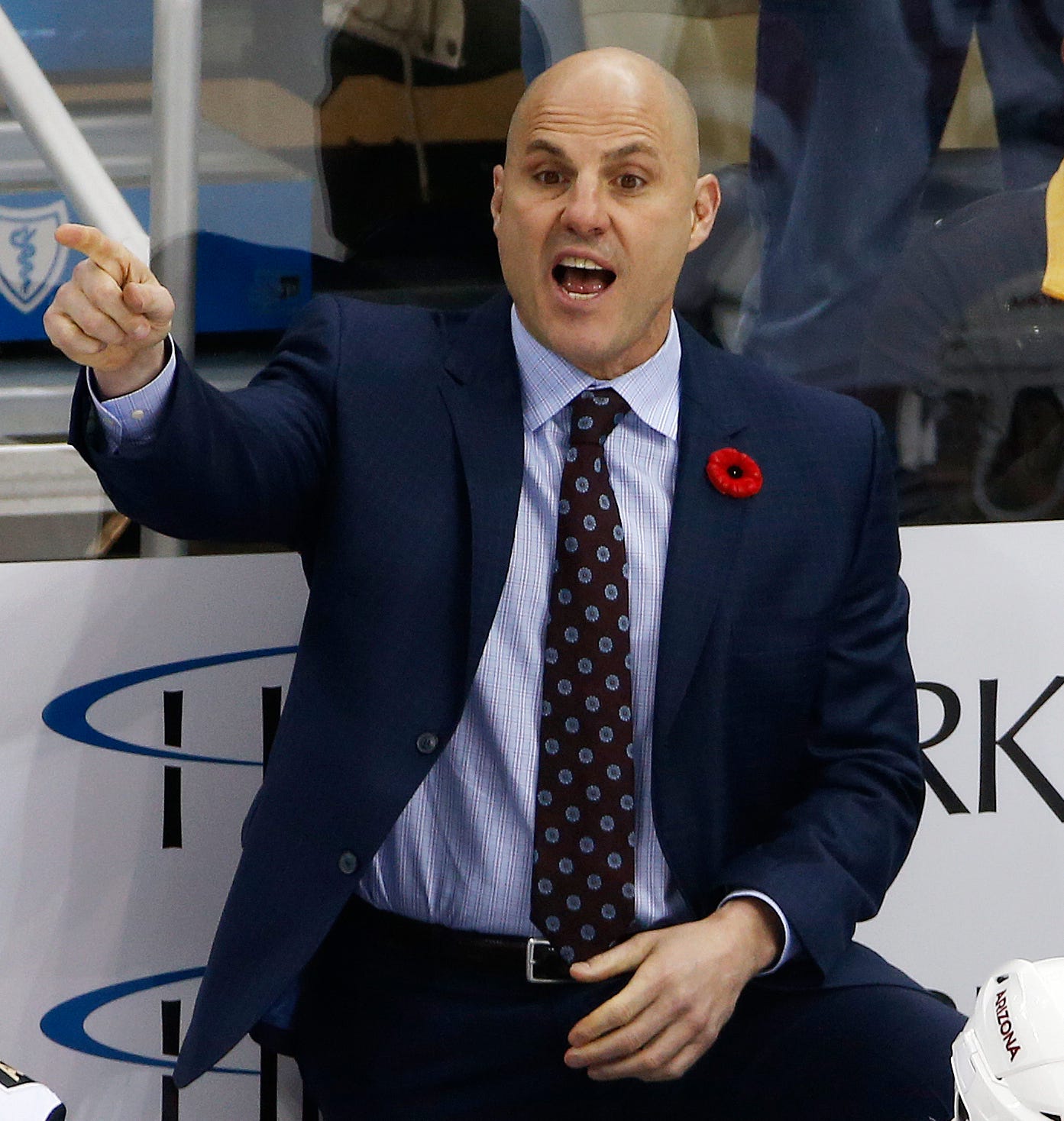 Coyotes coach Tocchet on leave, dealing with family illness