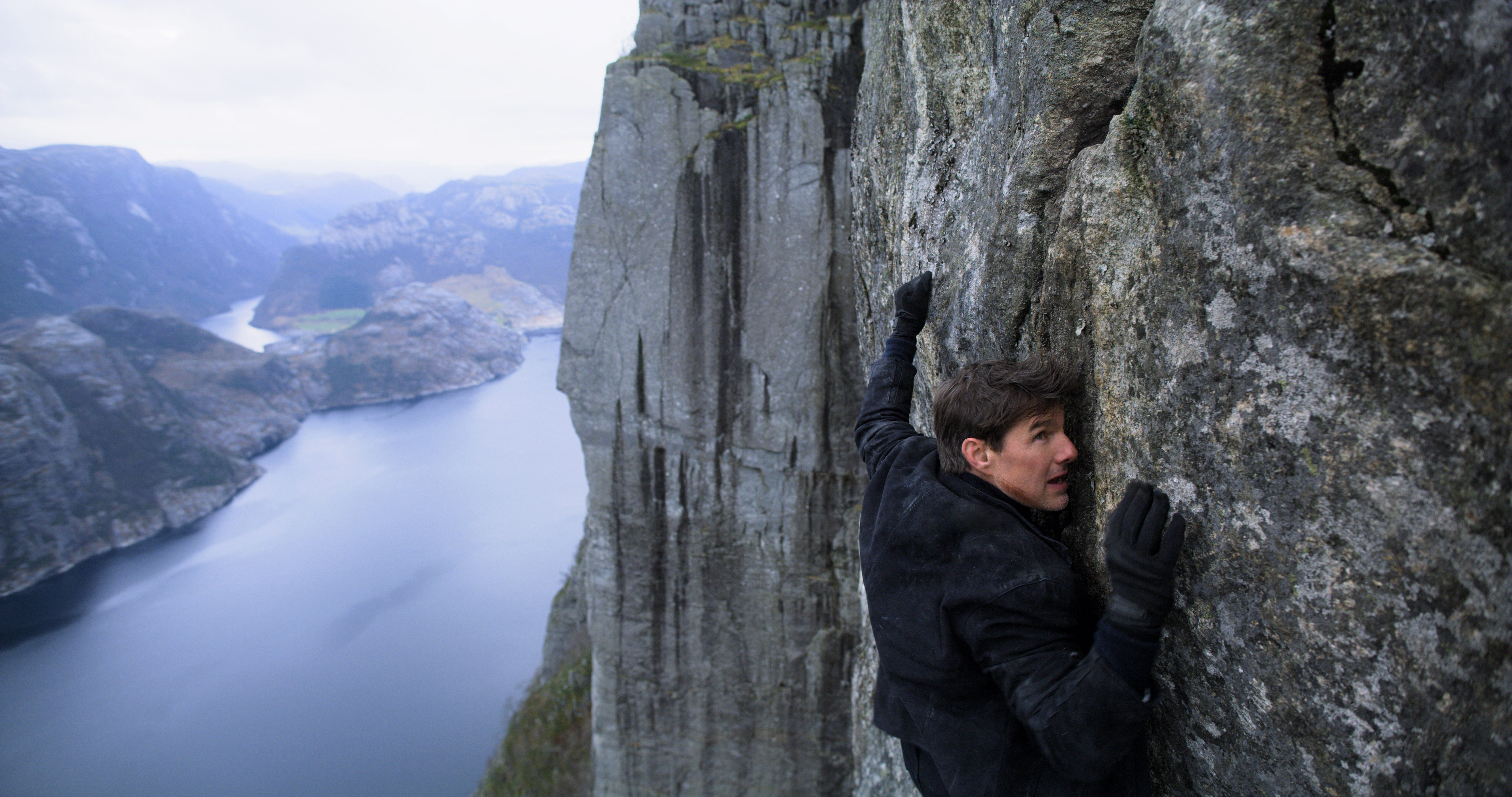 Can Tom Cruise climb again to CinemaCon glory? Plus 5 more burning questions