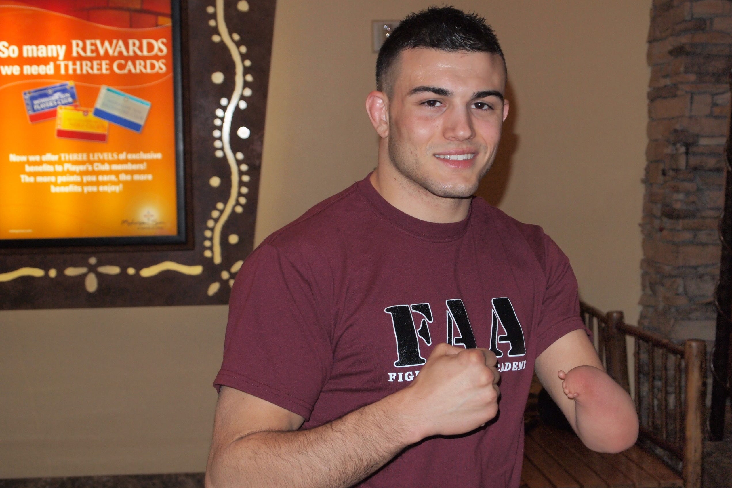 Amputee fighter Nick Newell will appear on 'Dana White's Tuesday Night Contender Series