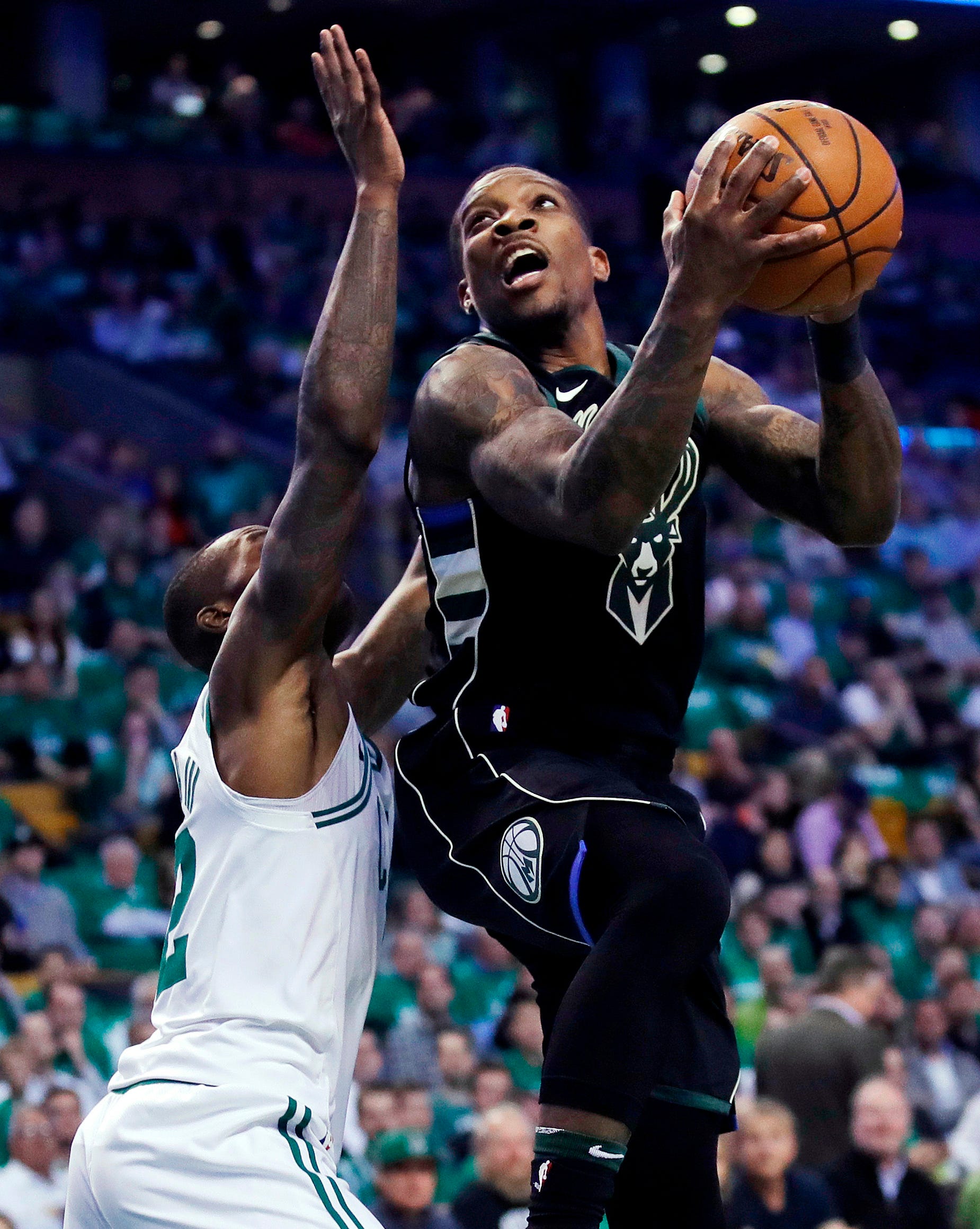 Bledsoe, Bucks say point guard's left hand is fine