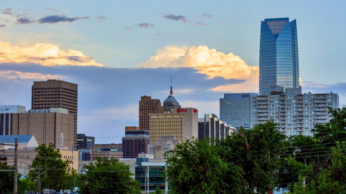 36. Oklahoma &nbsp; &nbsp; &bull; Reported hate crimes:  0.9 per 100K covered pop. &nbsp; &nbsp; &bull; Population covered by police reporting hate crimes:  98.6% &nbsp; &nbsp; &bull; Reported hate crimes motivated by race:  20 (61%) &nbsp; &nbsp; &bull; Active hate groups:  2.5 per 1 million people (total: 10) &nbsp; &nbsp; &bull; Violent crime rate:  449.8 per 100,000 (14th highest) &nbsp;   &nbsp; ALSO READ: The Net Worth of the American Presidents: Washington to Trump