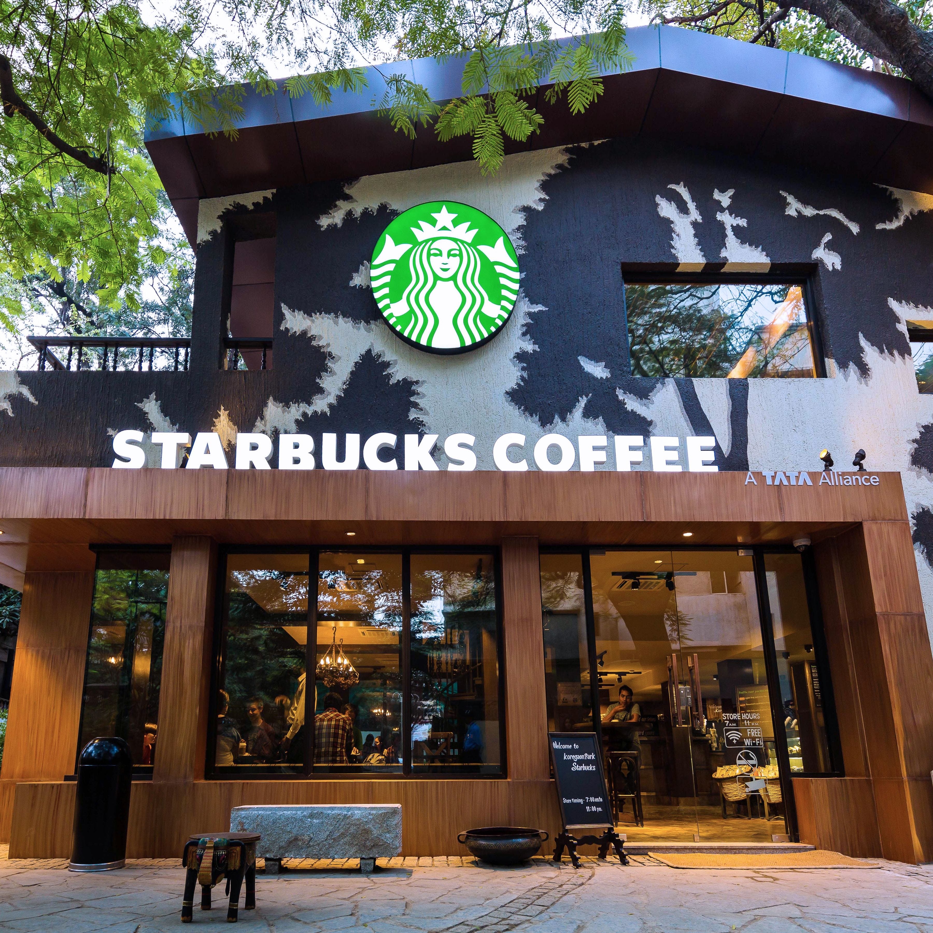 Starbucks Anti Bias Training Here S What To Expect As The Coffee Chain Closes 8 000 Stores