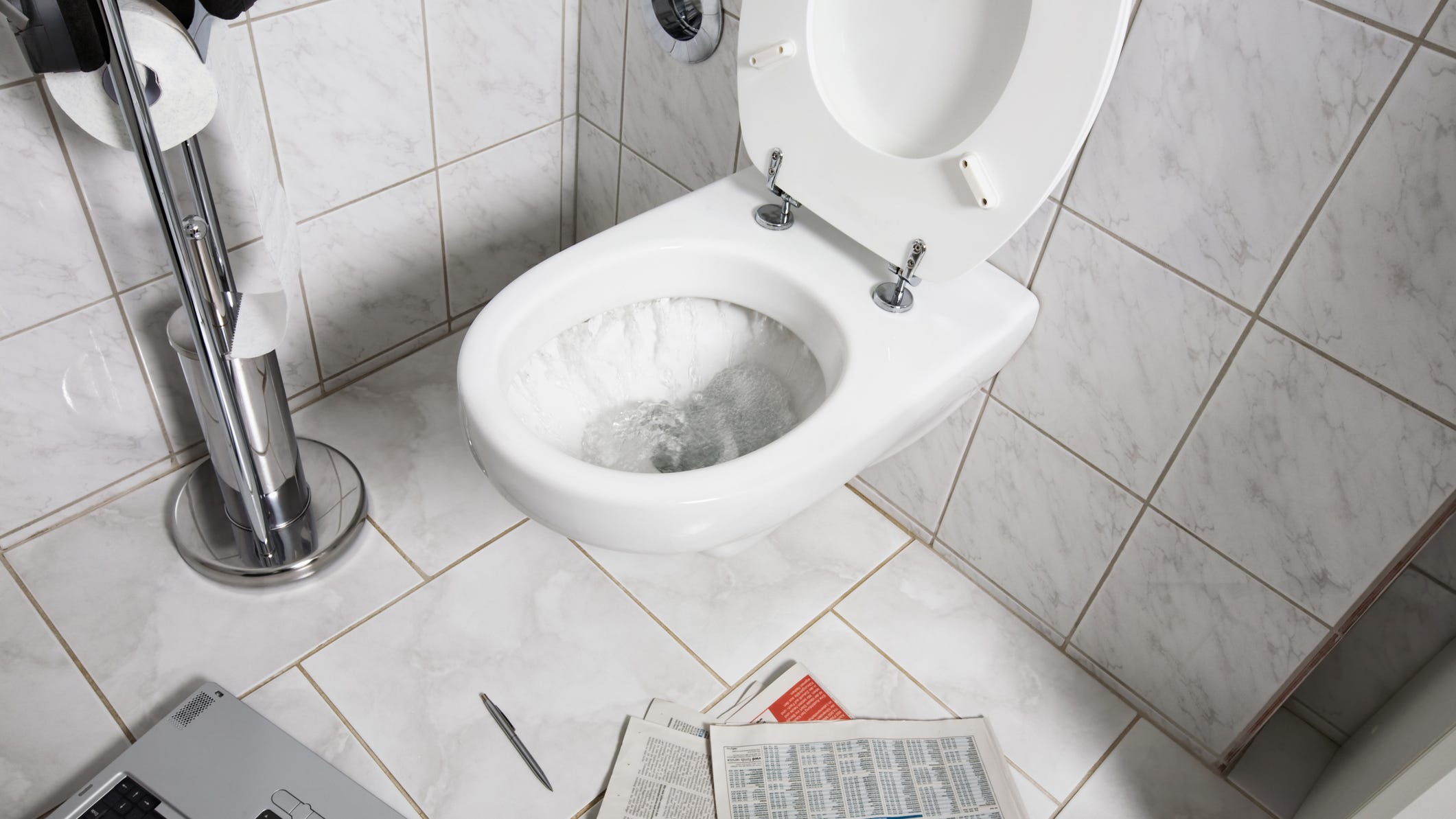 This One Habit Can Make Your Bathroom Way More Sanitary