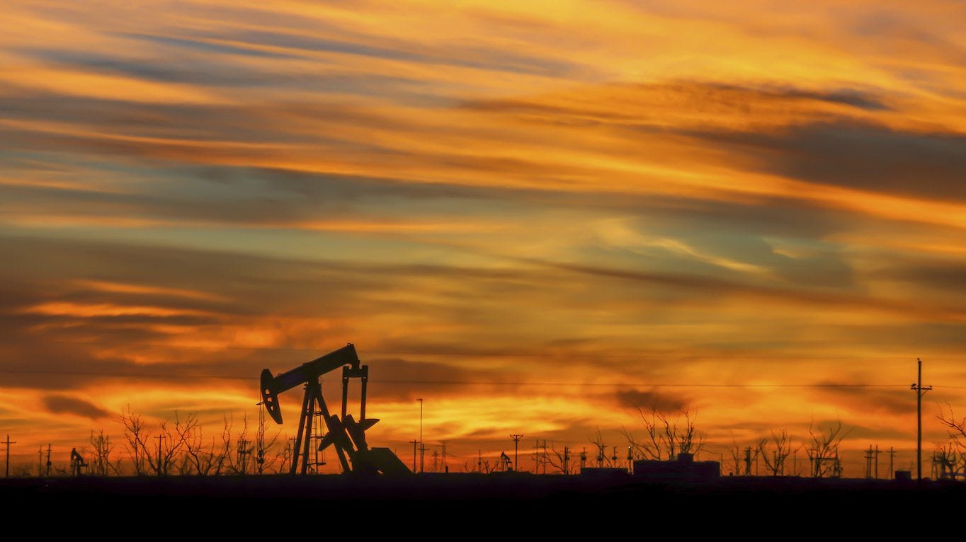 Richest cities in US Where do households average 70Kplus earnings?