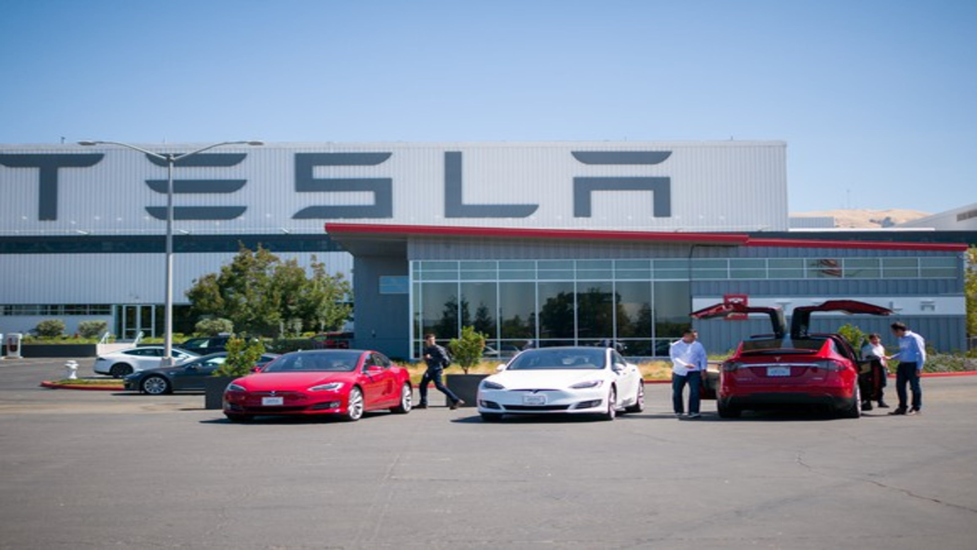 what-does-the-sec-lawsuit-mean-for-elon-musk