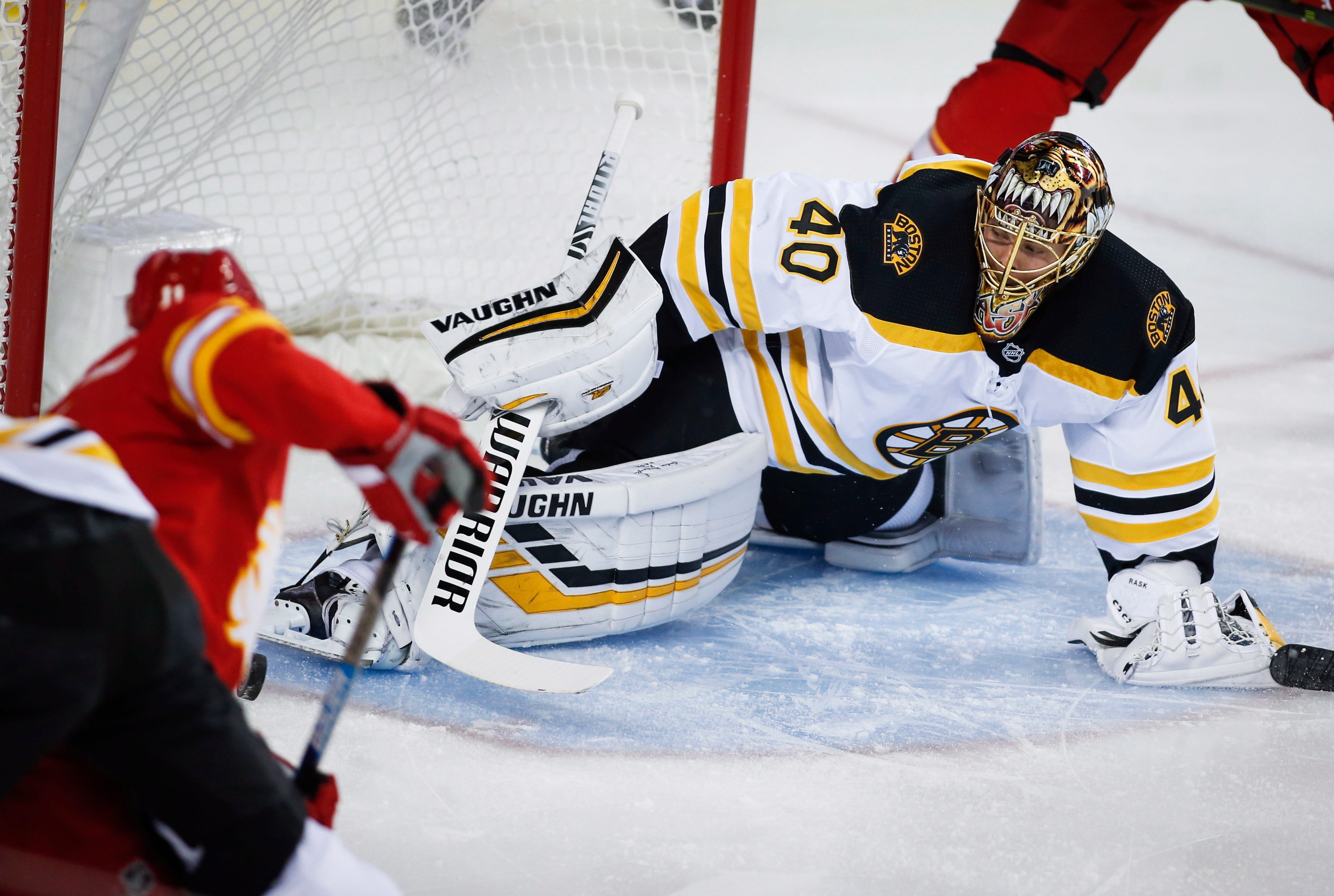 Frolik scores twice, leads Flames past Bruins 5-2