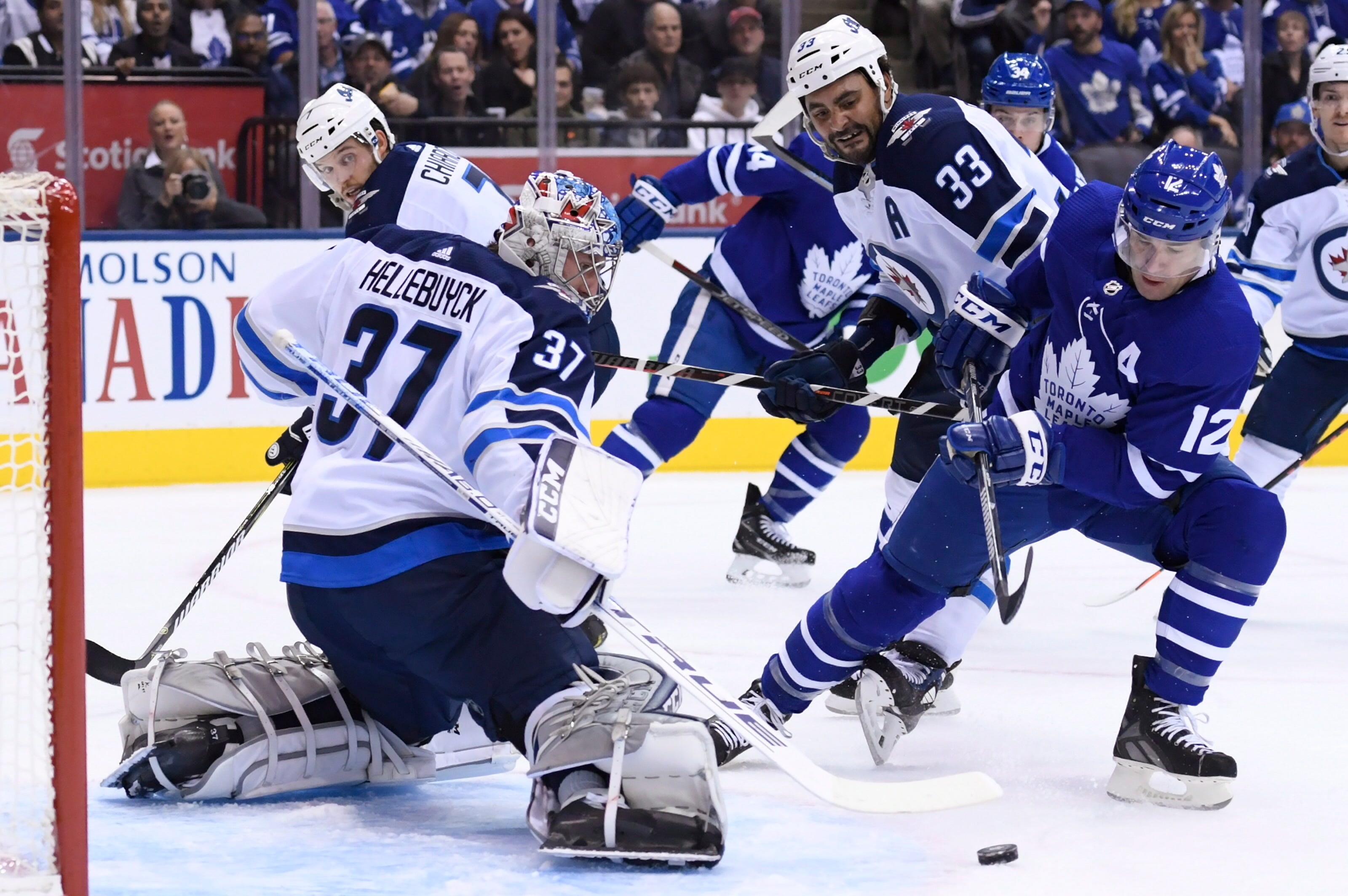 Maple Leafs beat Jets 3-2 after Matthews leaves with injury