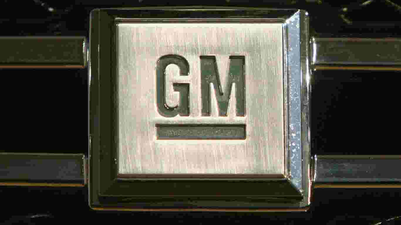 Gm To Kill Chevrolet Volt Cruze Impala Penger Cars Gm To Kill Chevrolet Volt Cruze Impala As Americans Ditch Penger Cars
