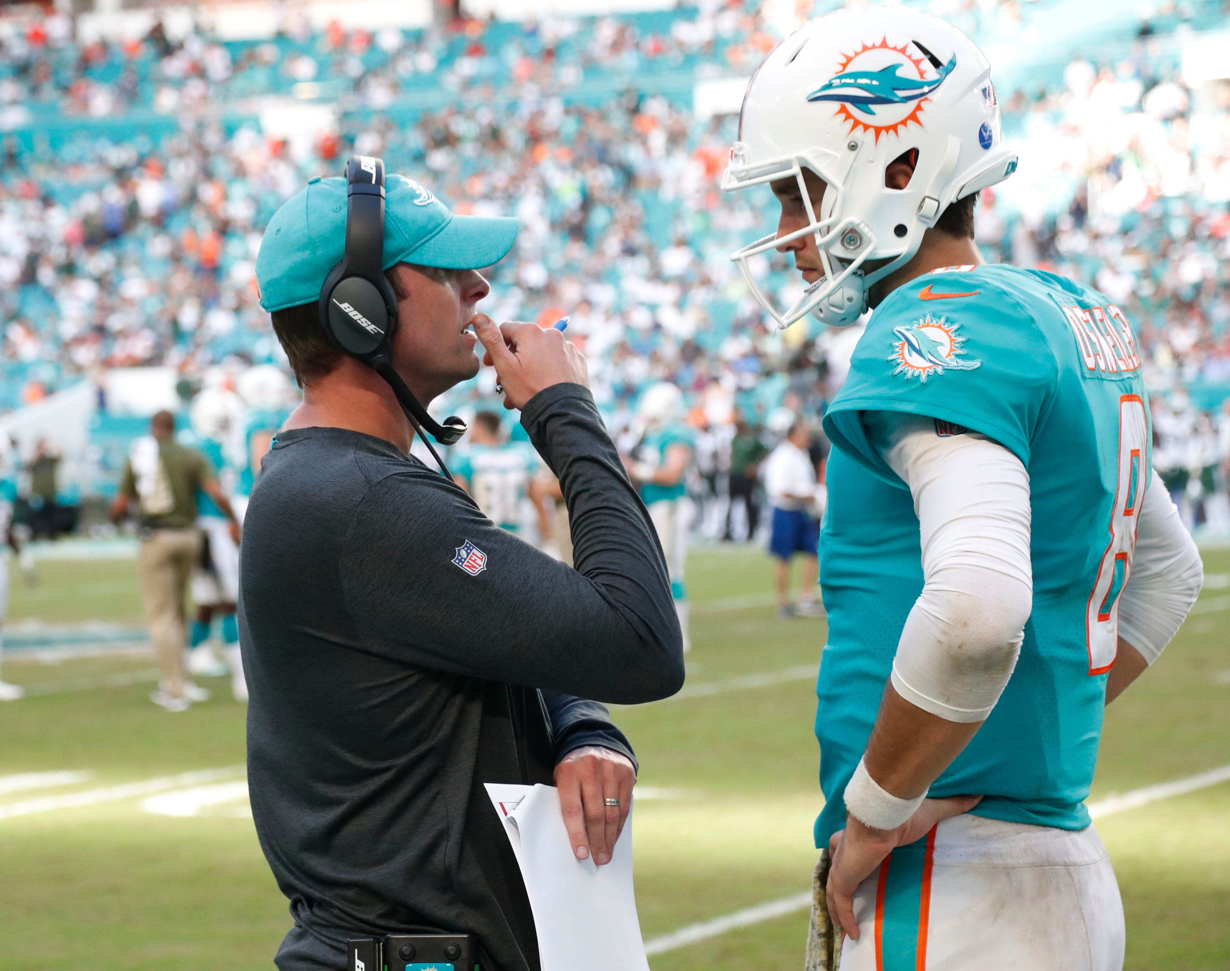 Dolphins' Gase says Jones will be back in lineup Sunday