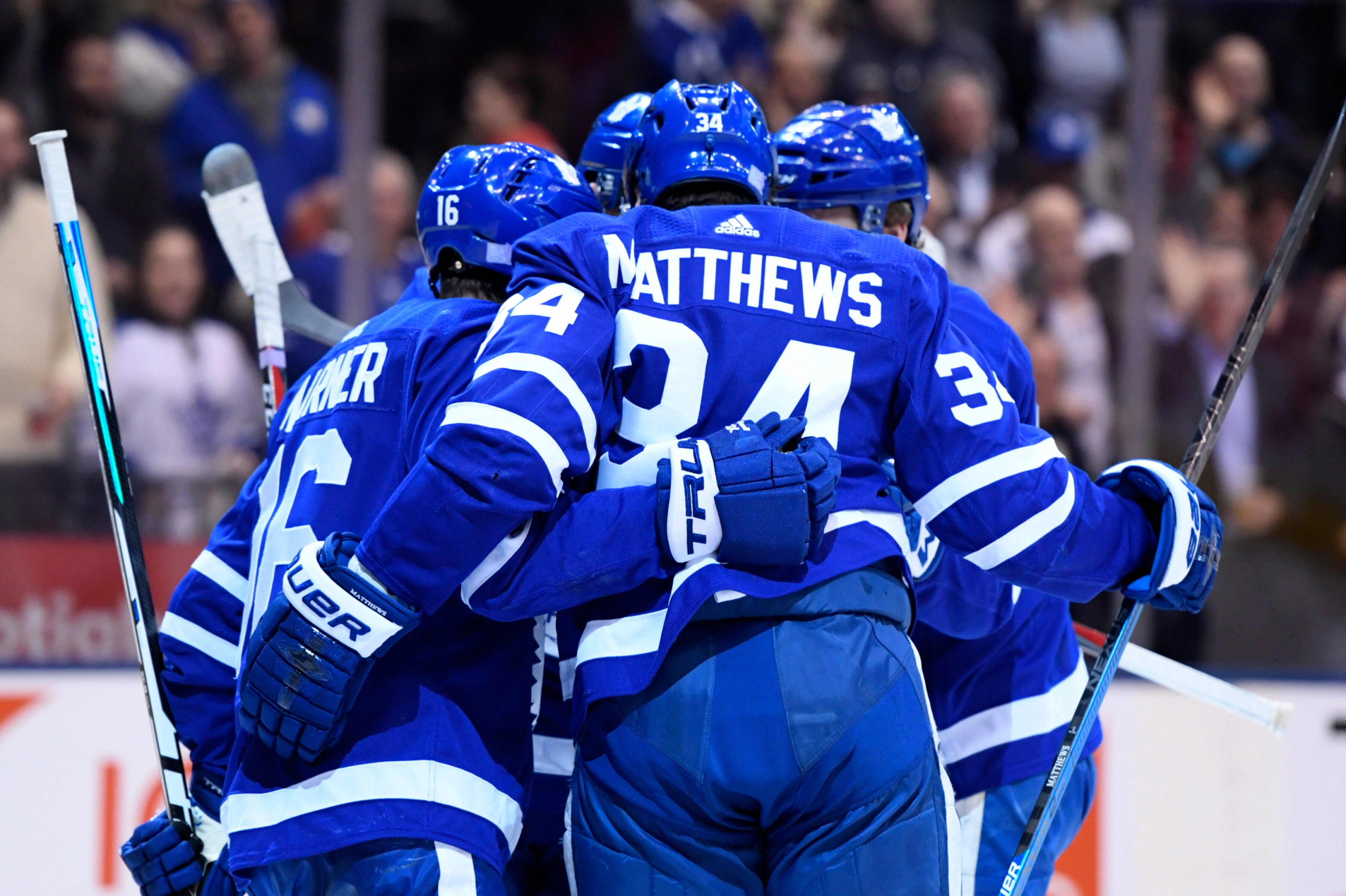 Auston Matthews scores twice in return, Maple Leafs win