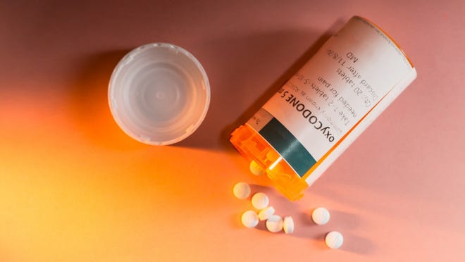 1. Opioid overdose &nbsp; &nbsp; More than 115 people in the United States die every day from opioid overdoses, according to the National Institute on Drug Abuse. The problem of substance use disorders related to prescription pain relievers, heroin, and synthetic opioids such as fentanyl was declared in October 2017 a national crisis and public health emergency under federal law.