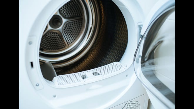 A laundromat's insurance company is suing a Sioux Falls restaurant over a 2017 dryer fire that caused $300,000 in damages.