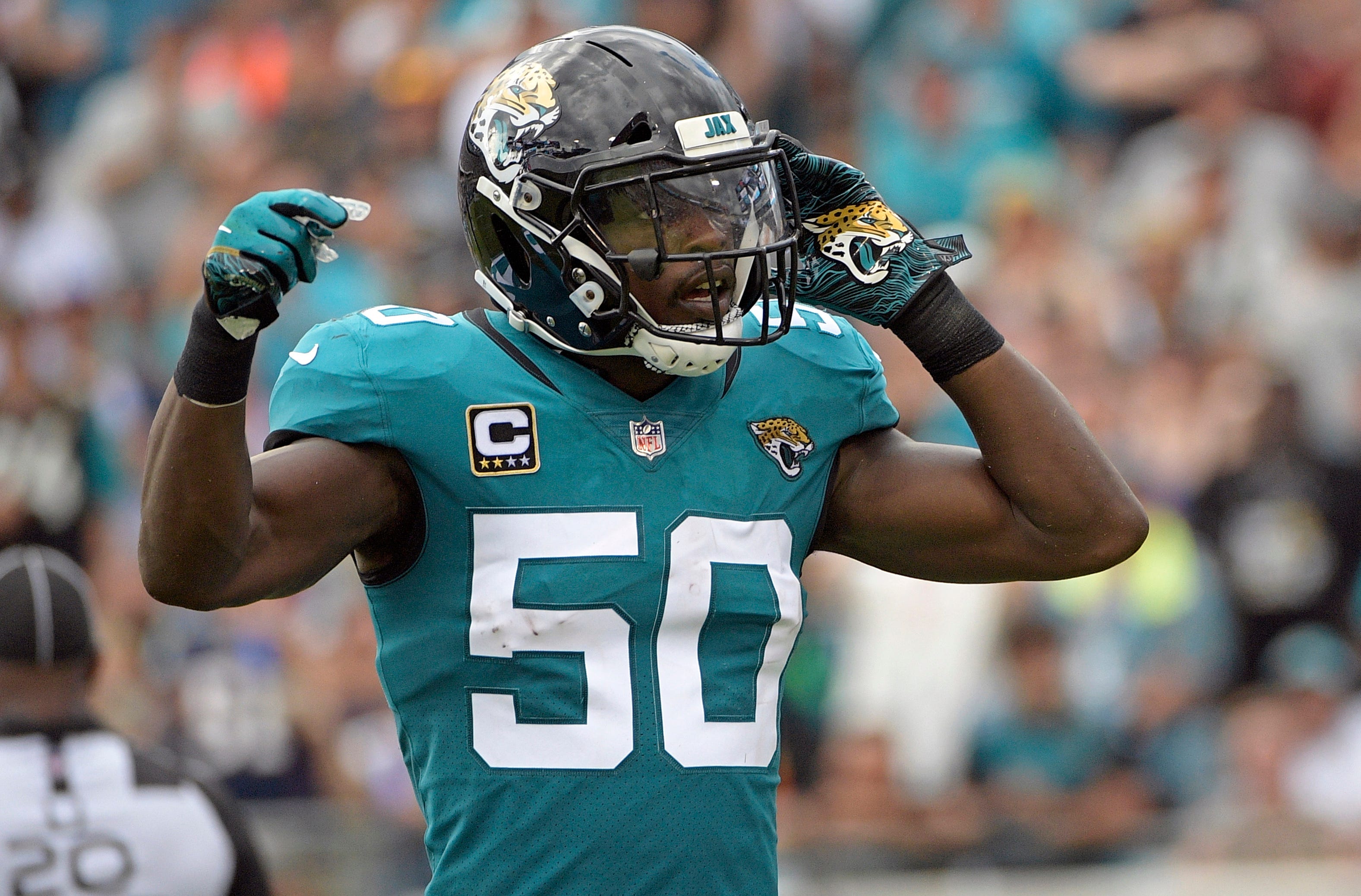 Jaguars' Telvin Smith steps away to 'get my world in order'