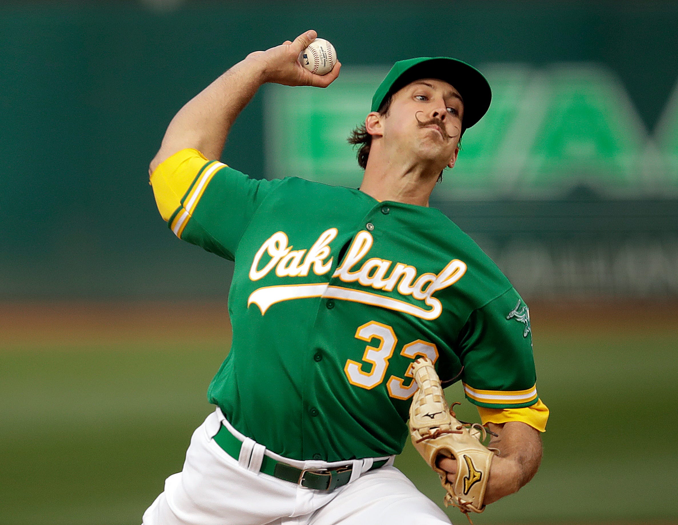 Olson, Canha go back-to-back in A's 6-2 win over Mariners