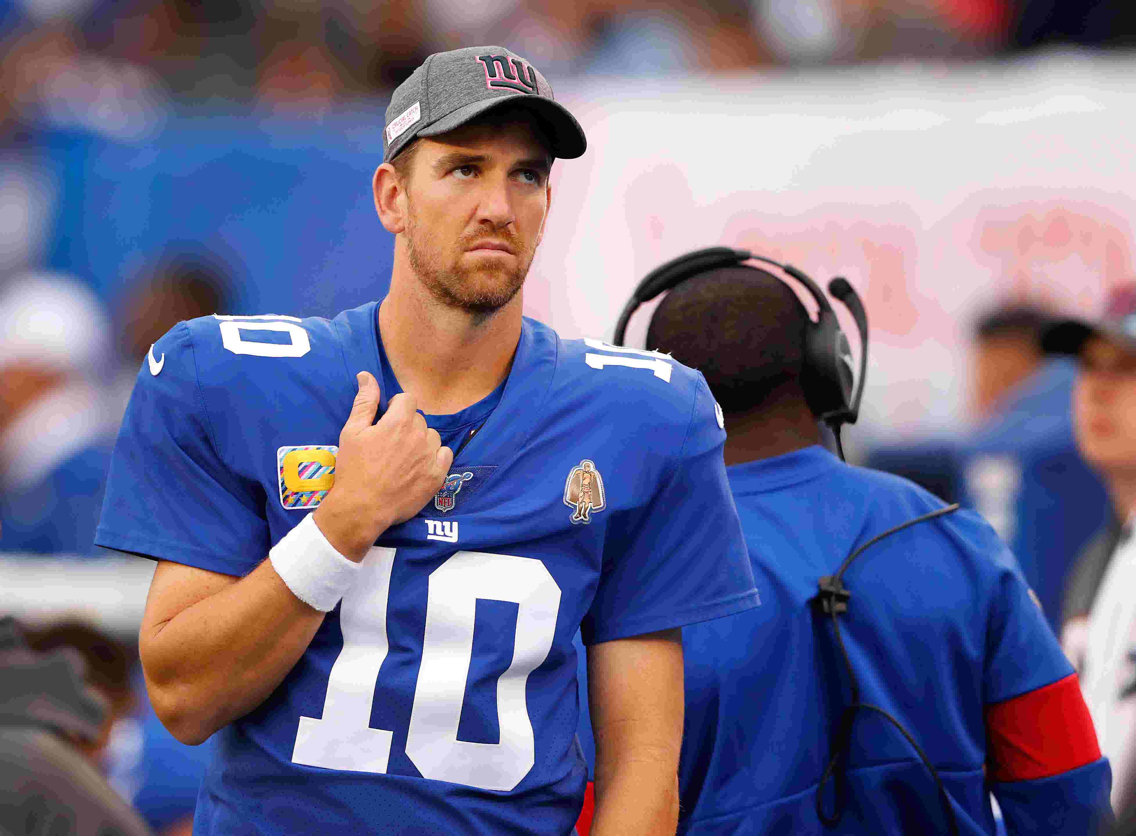 Eli Manning back in as the Giants starting quarterback