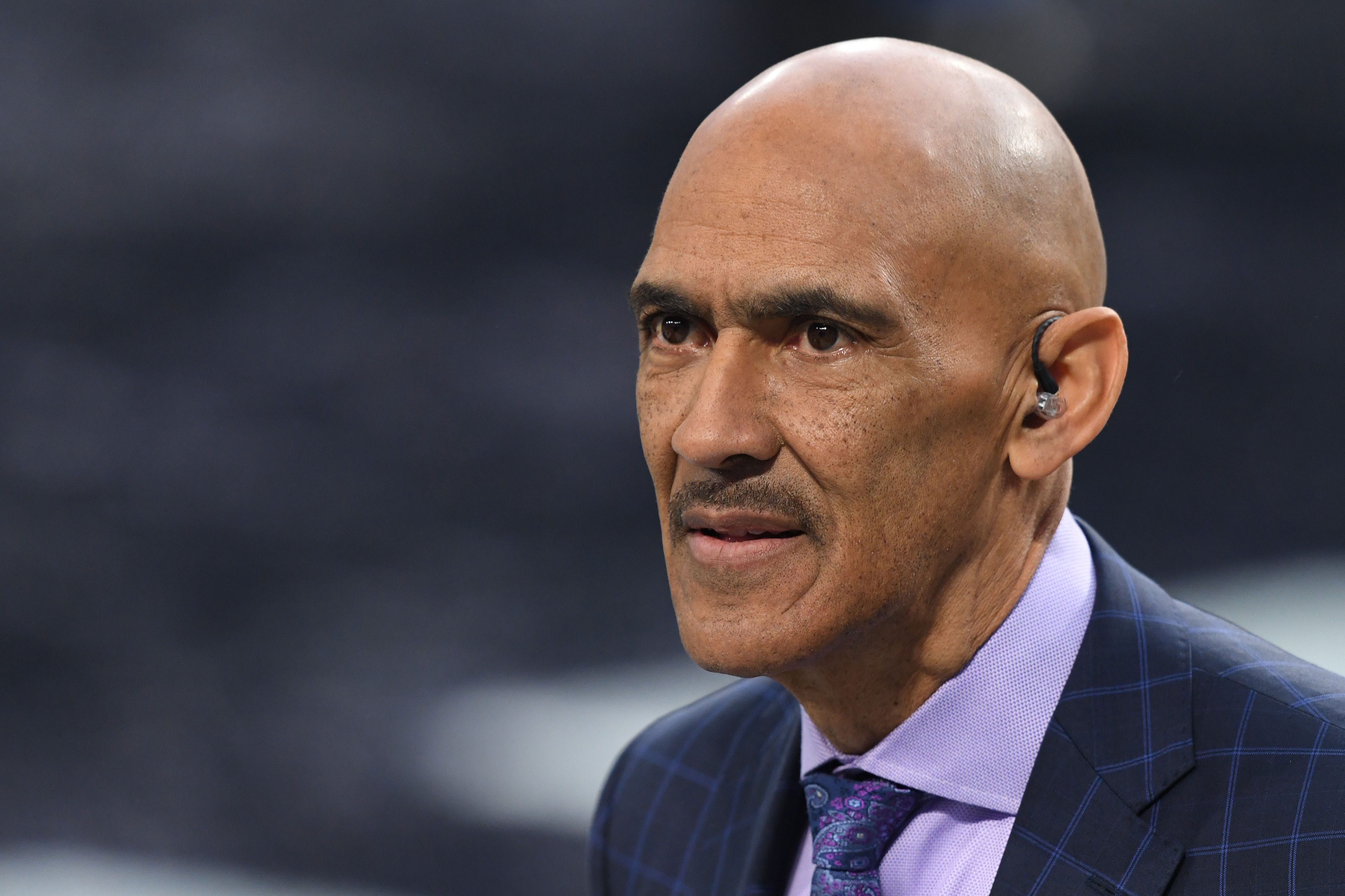 Tony Dungy deletes tweet sharing debunked story about schools putting litter boxes in bathrooms