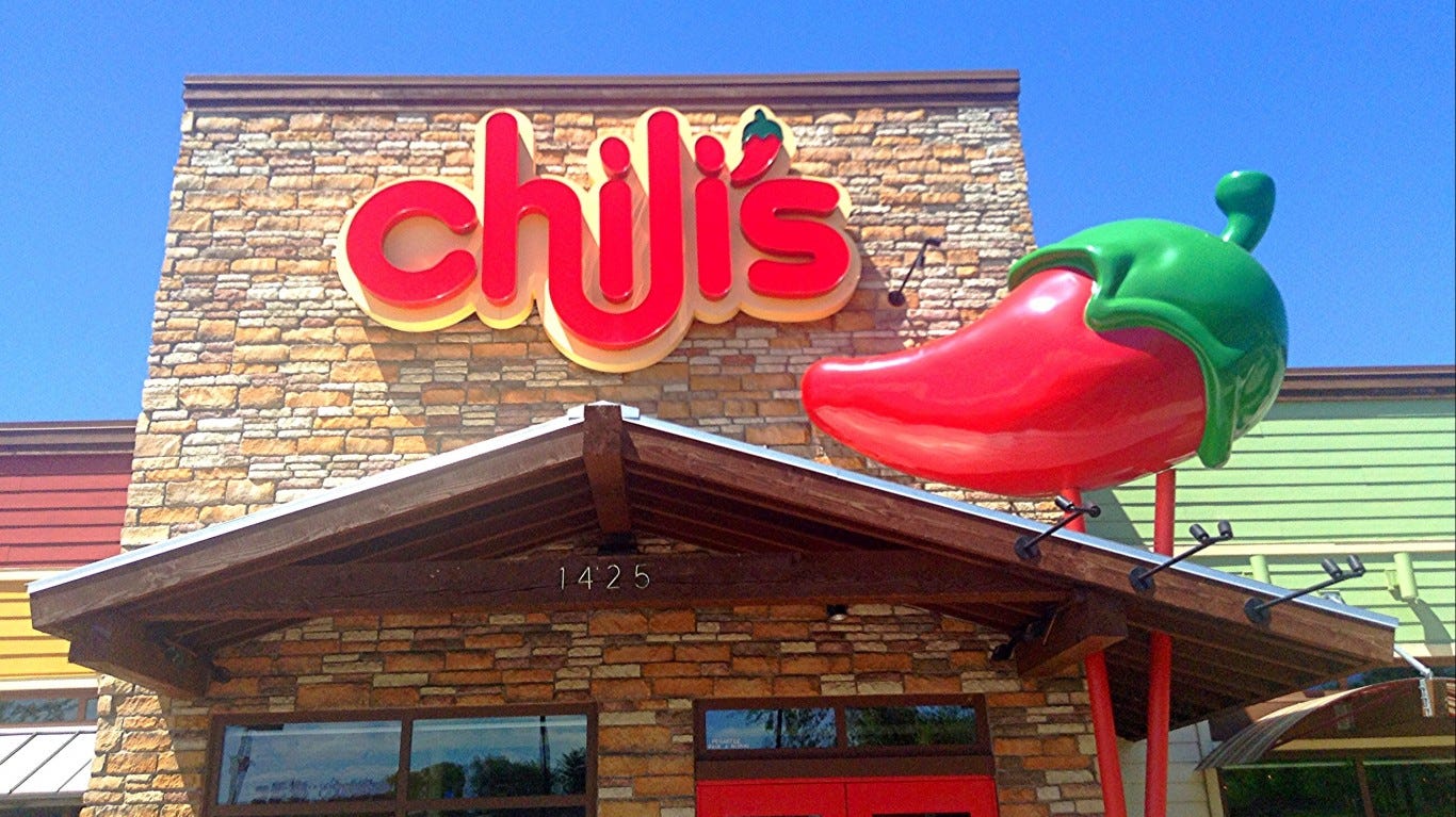 Chili's host attacked for refusing to seat a large group