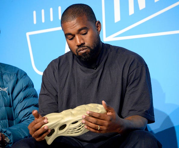 Adidas continuera à vendre des modèles de chaussures Kayne West sans nom Yeezy