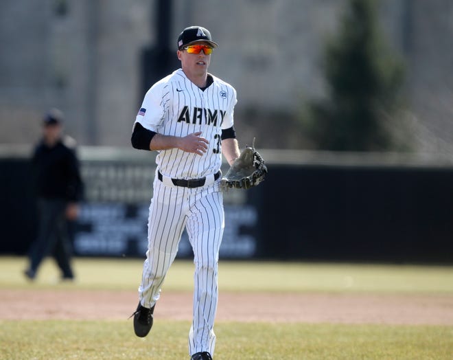 Zionsville native Jacob Hurtubise will utilize a new policy that allows him to delay his military service as he pursues a career in baseball.