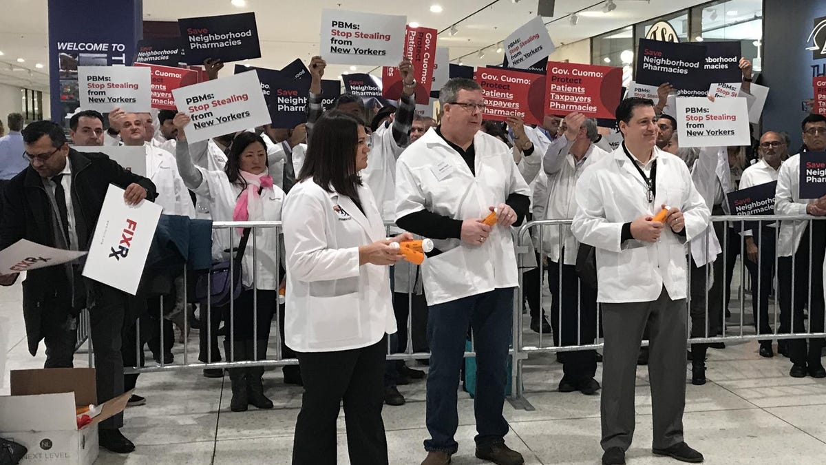 Pharmacists rally on Wednesday before Gov. Andrew Cuomo&rsquo;s State of the State address in Albany.