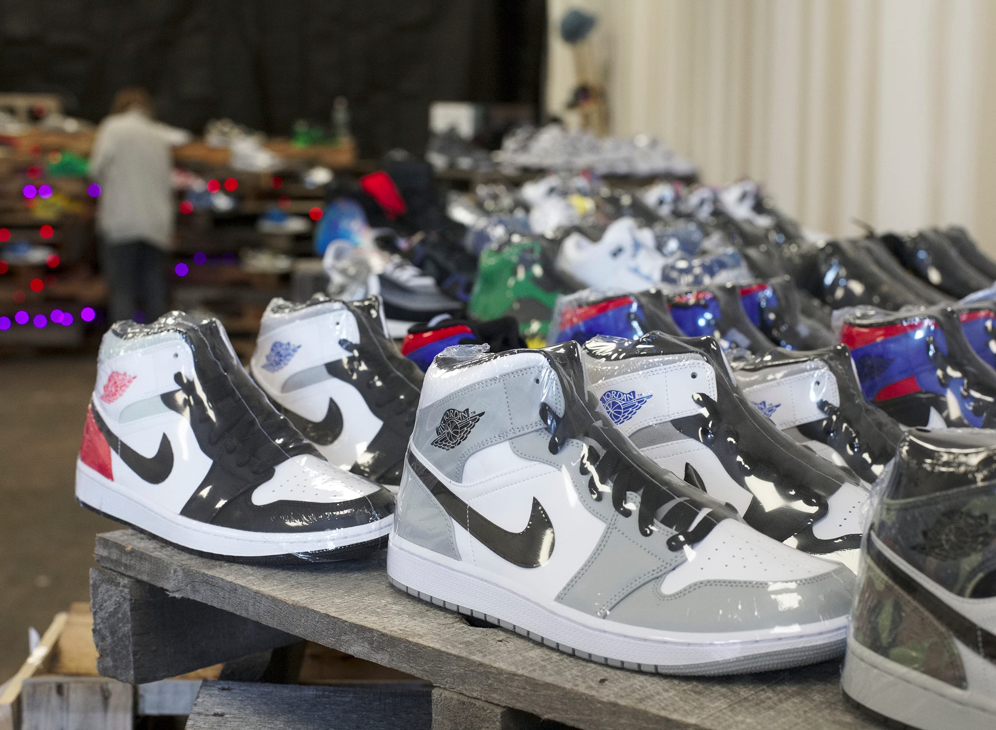 sneakers limited edition shop