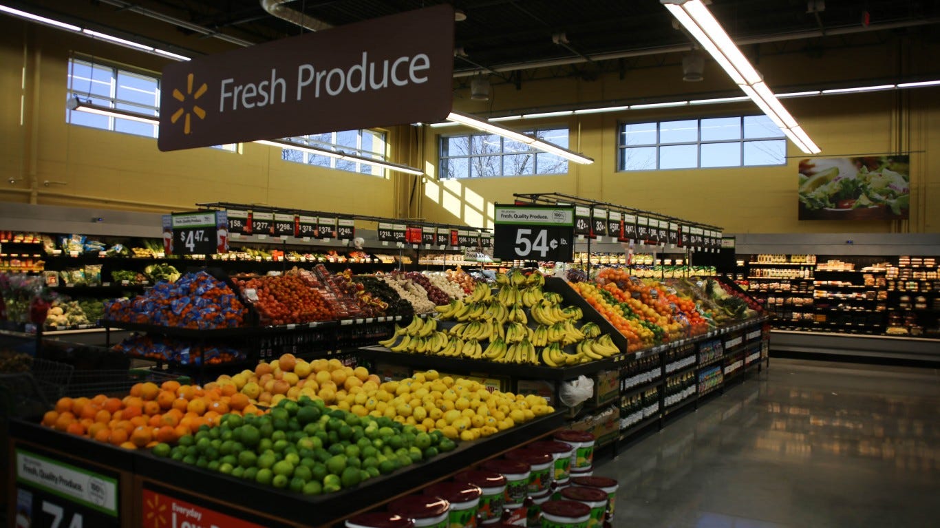 Total 98+ imagen how much does walmart pay an hour Viaterra.mx