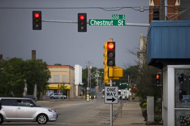 A federal $16.5 million will pay to defray the cost of an estimated $22.5 million project to rebuild and modernize Chestnut Street in downtown Rockford while adding protected pedestrian and bicycle amenities. The money will also pay for three electric Rockford Mass Transit District buses.
