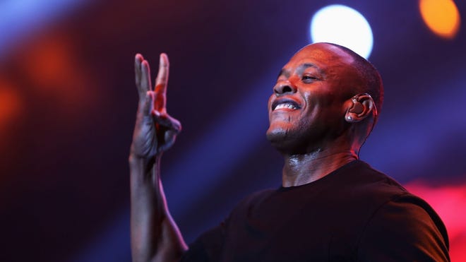 Los Angeles artists will be front and center at the Super Bowl halftime show: Eminem, Dr. Dre, Snoop Dogg, Mary J Blige and Kendrick Lamar to perform.