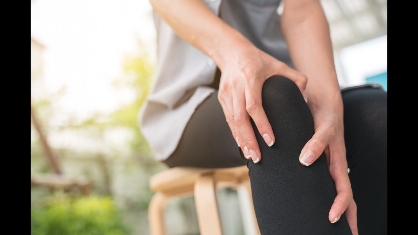 28. Reduces arthritis pain Walking may turn out to be a medicine for painful inflammation in any joint, according to the Arthritis Foundation. Walking strengthens the muscles, which results in less pressure on the joints and thus less pain. An indirect effect may be weight loss. A healthy weight lessens stress on the joint, also alleviating pain. Walking on a regular basis releases the cartilage in knees, improving circulation, and thus removing inflammatory waste products from the joints. ALSO READ: 50 Health Tips Every Woman Should Know