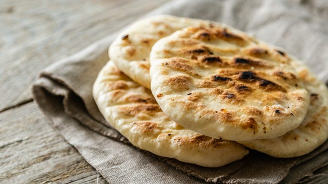 Steak fajita flatbread