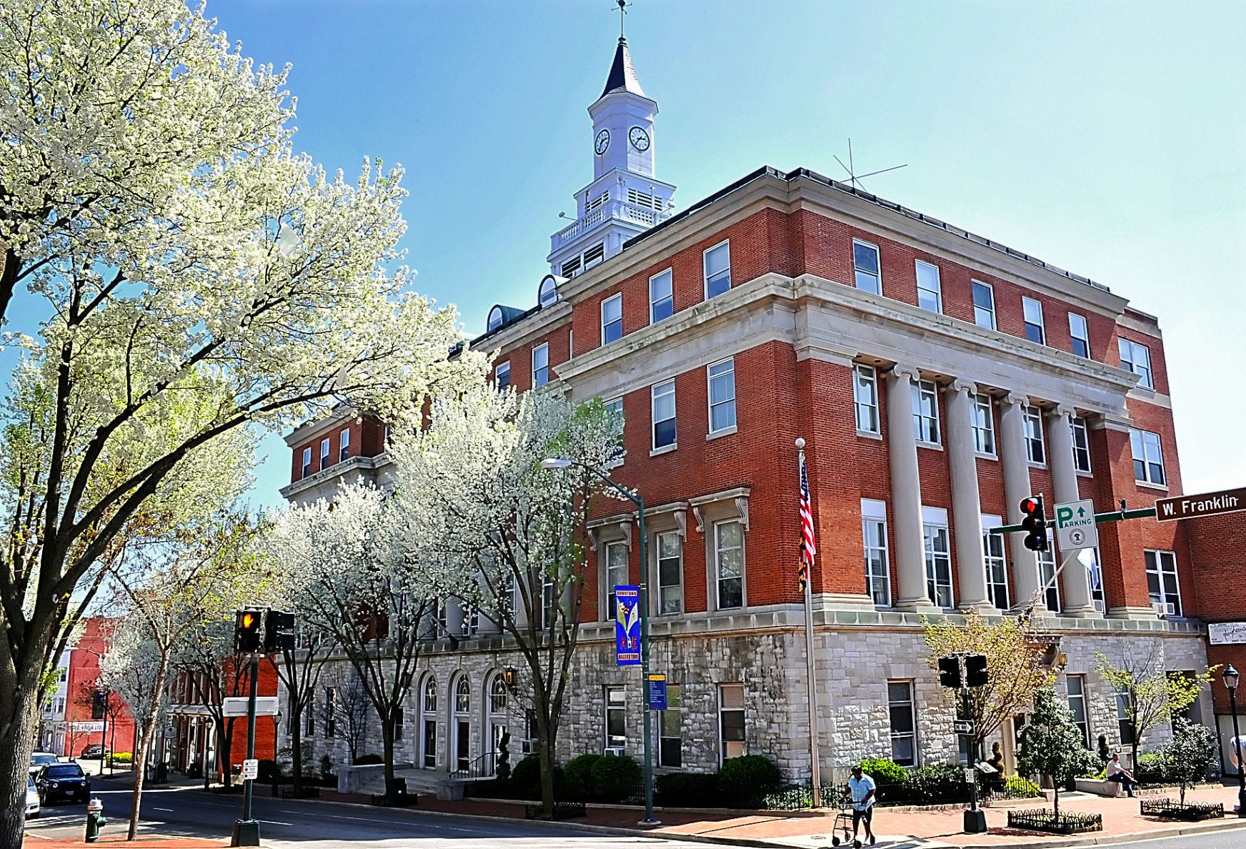 Hagerstown City Hall continuing services during public closure