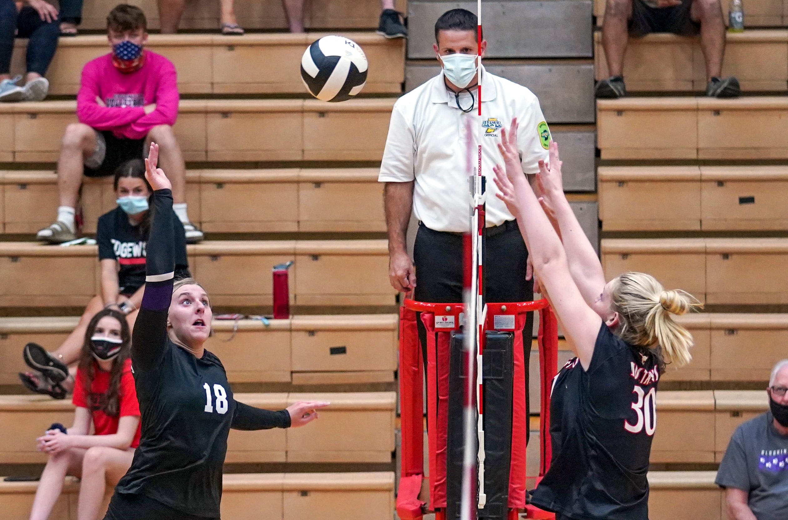 South volleyball middles shine in debut at Edgewood