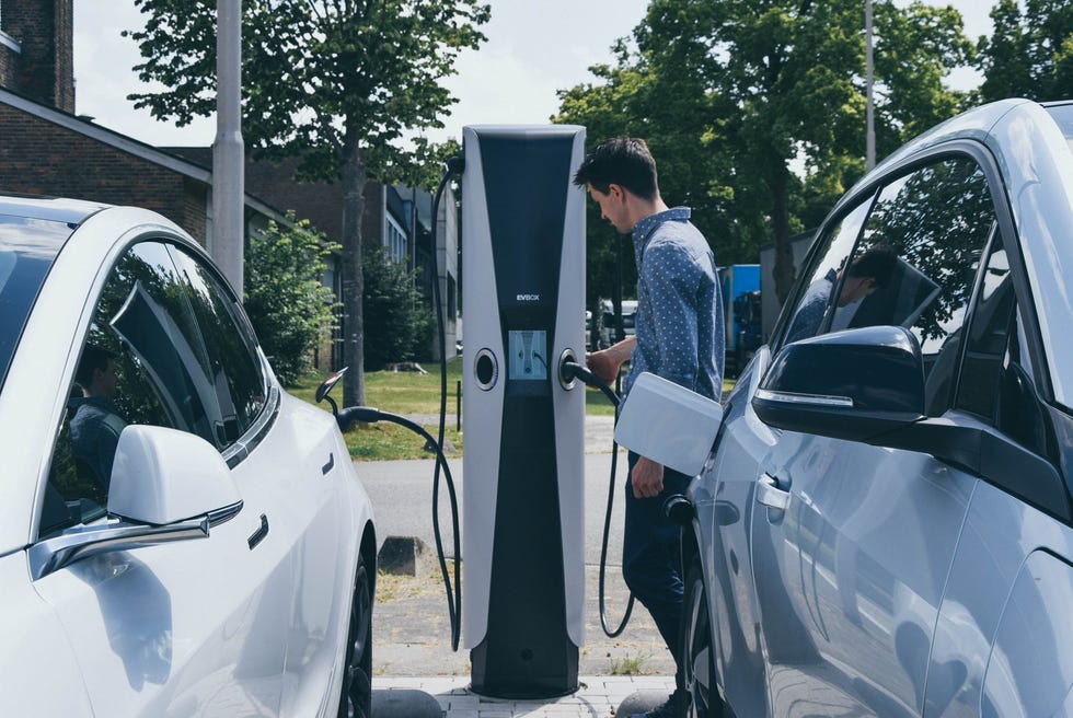 Electric car charging stations: Will Biden plan for 500K jolt EVs?