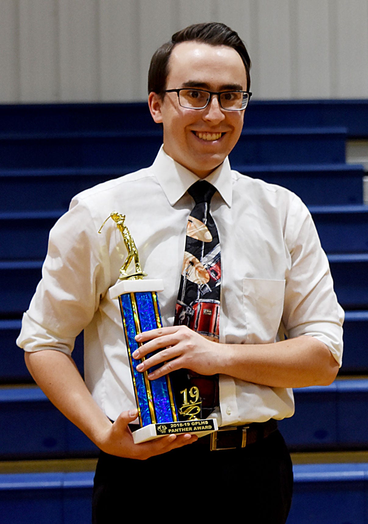 Thirteen GPL students receive awards at Spring Awards Banquet