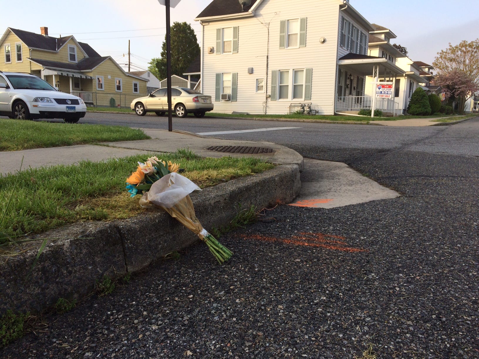 Bicyclist killed in Hagerstown crash with motorcycle