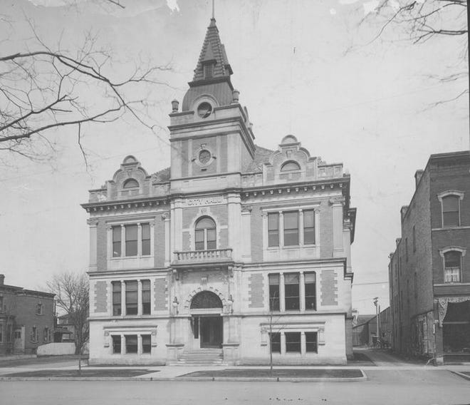 A Look Back South Bend City Hall