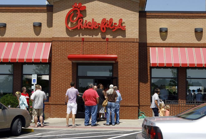 Lines stay long at the Chick-fil-A restaurant on Ireland Road in South Bend in August 2012. A new Chick-fil-A is now planned for South Bend's north side on Portage Avenue.