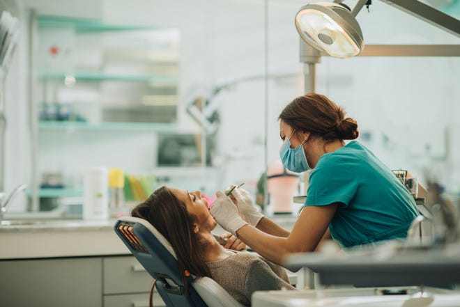 Dental school costs rose from $131,736 to $210,625 over the decade.