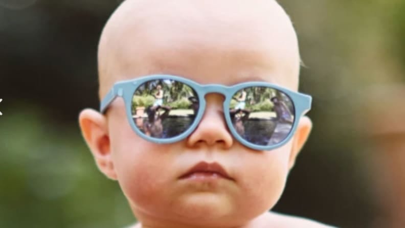 FancyG® Cool Kids Style Round Shape Polka Dots Pattern Big Eyes Duo Colored UV 400 Protection Sunglasses Frame Eyewear 