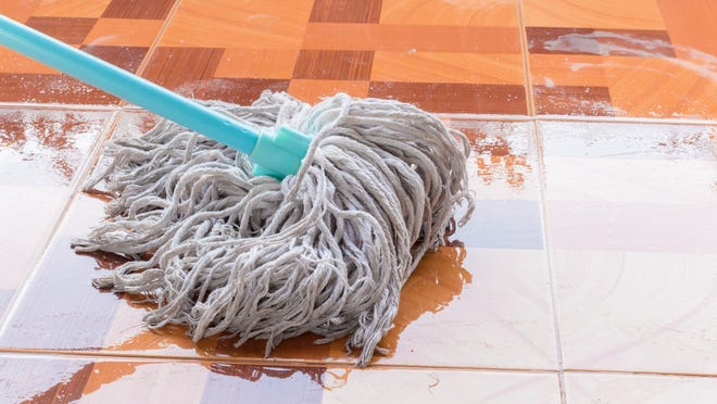 Tips for a quick house cleaning.