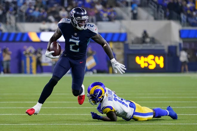 Tennessee Titans wide receiver Julio Jones has caught 24 passes for 369 yards in three career games against the Jaguars.
