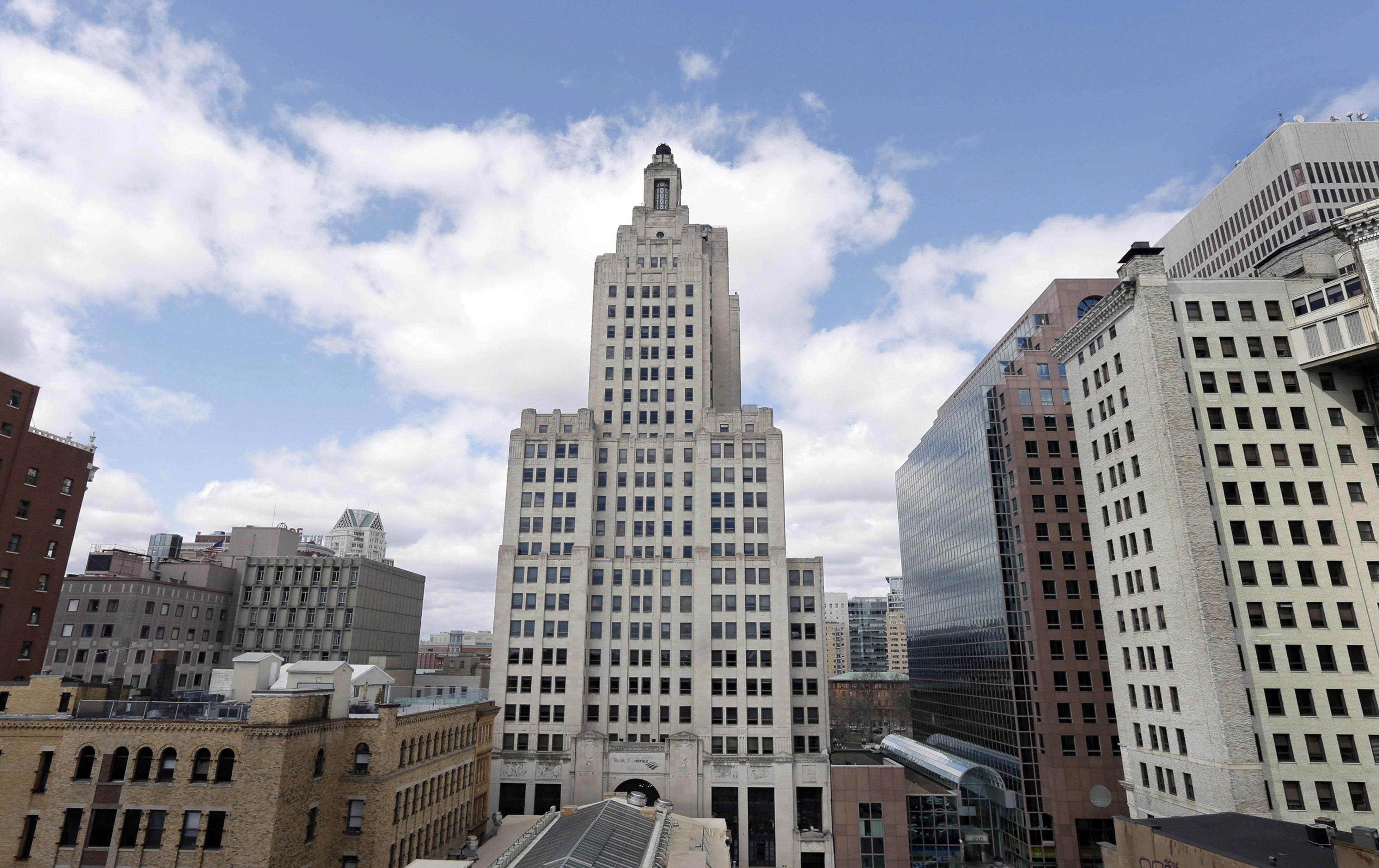 The vacant Superman Building in downtown Providence, R.I., will be turned into an apartment building with retail space, officials announced Tuesday.